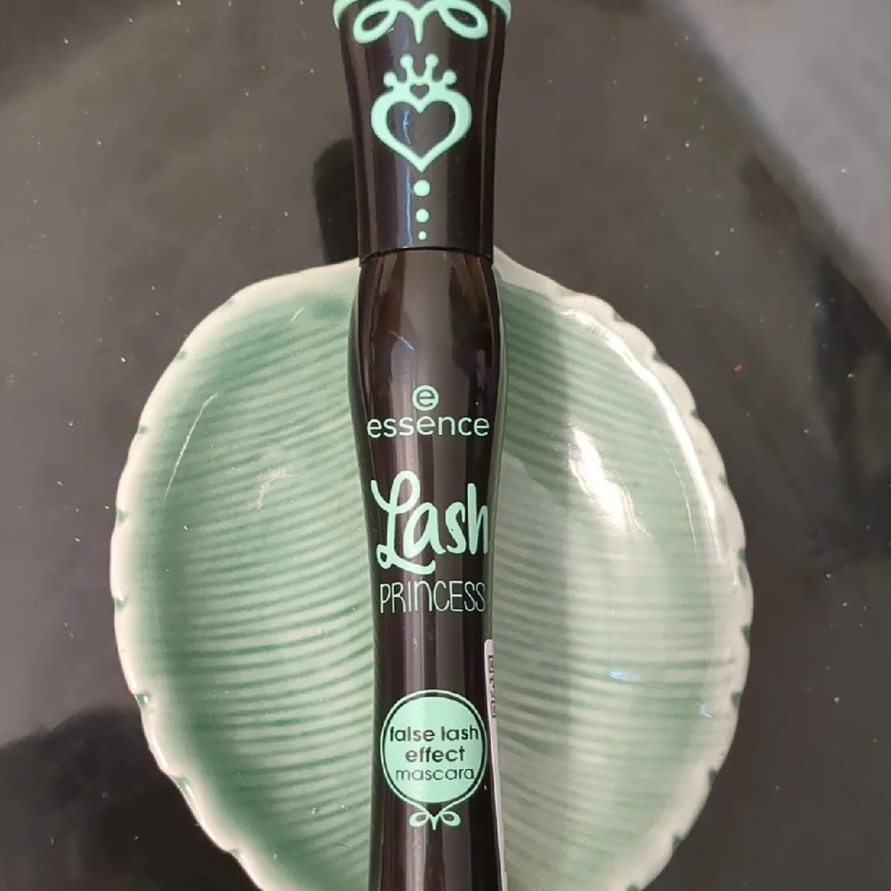 Mascara